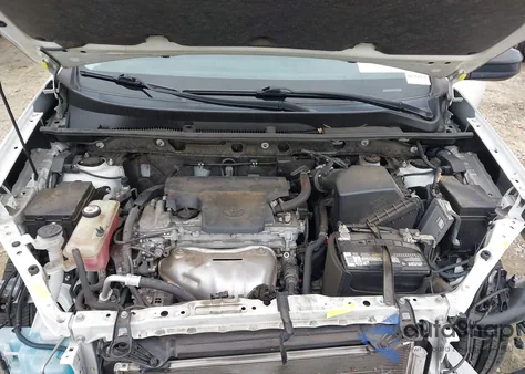 2017 Toyota Rav4 Le z USA, uszkodzony, nr VIN JTMZFREV0HJ702596